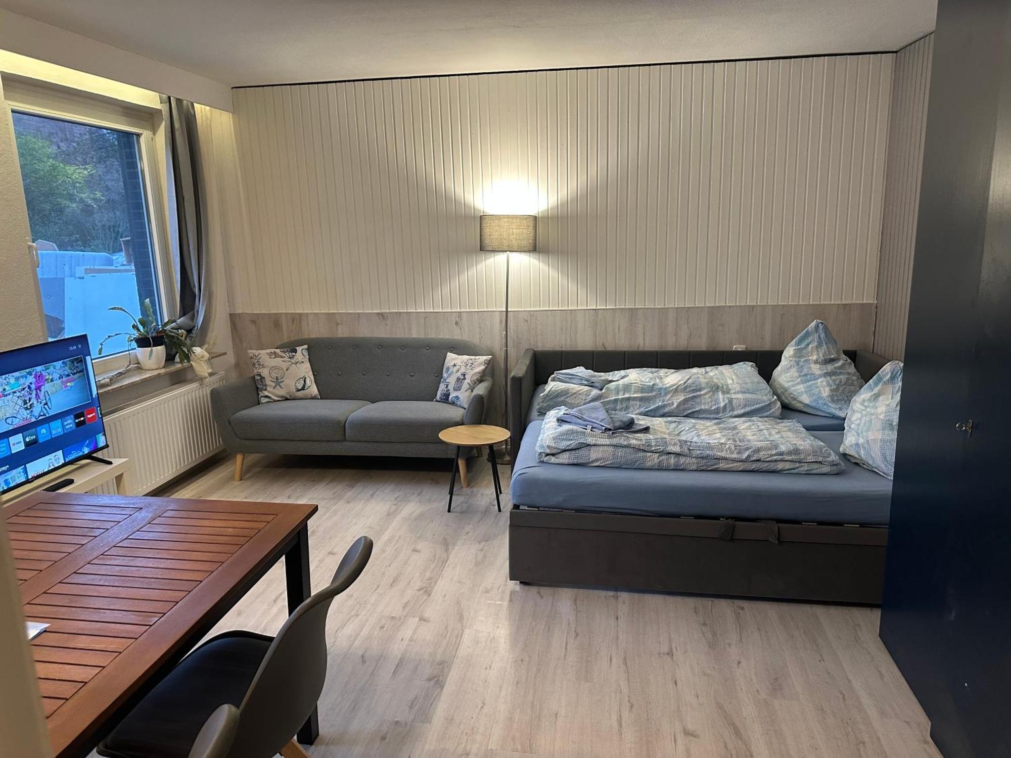 Haus Seefalke - 250 M Zum Cuxhaven